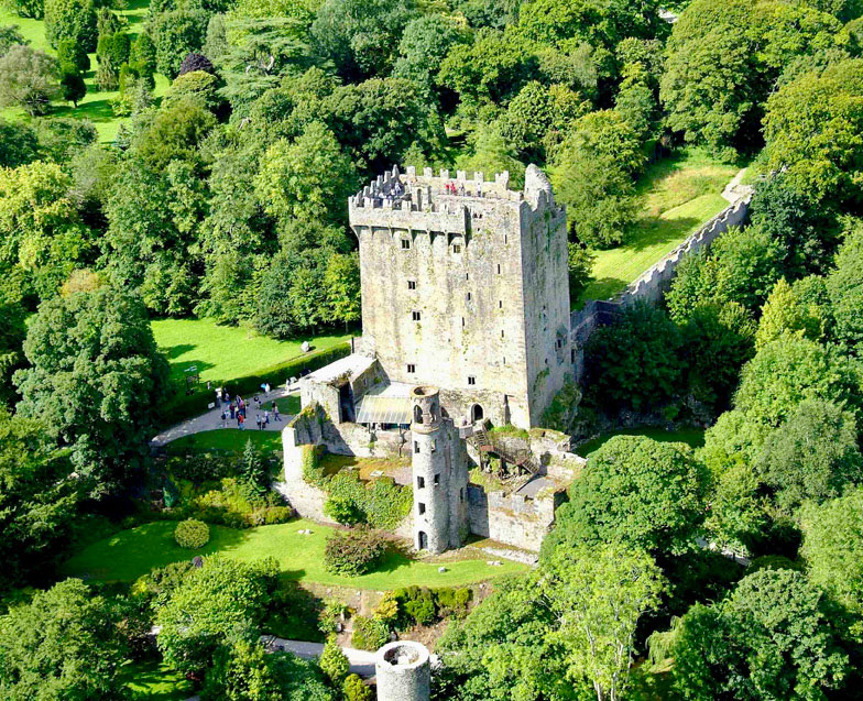 <a href=''>Blarney Castle</a>